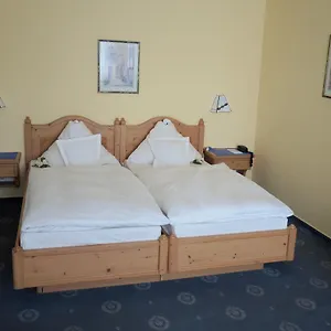 3* Отель Alpha